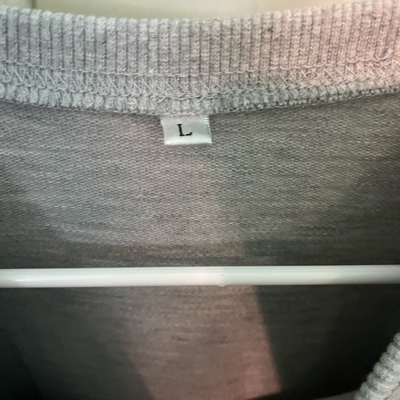 Amazon sweatshirt - Picture 2 of 3